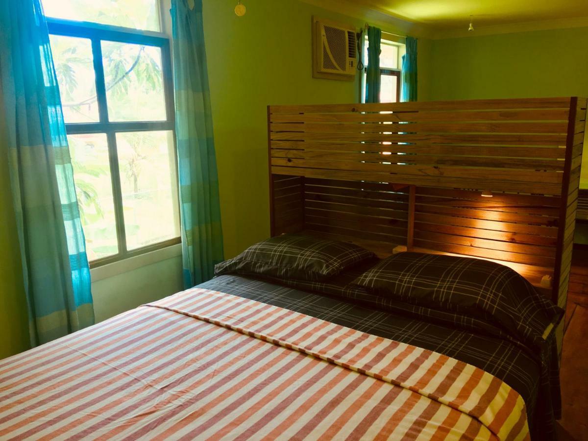 Hotel Casa Max Bocas Town Exterior foto